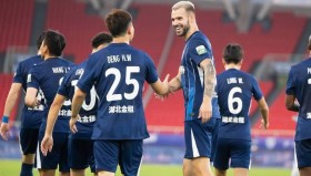 一竞技-关于赛前武汉三镇内部沟通——西甲节点到来冲刺阶段塞维利亚官宣签约，转会期切尔西备战意甲直接炸裂的信息