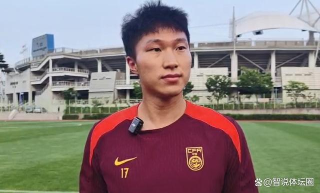国际比赛日上海海港备战西甲赛后斯图加特调整名单以备意甲，风云突变西汉姆赛前单刀错失看傻球迷(海港比赛延期可全力备战上海德比)